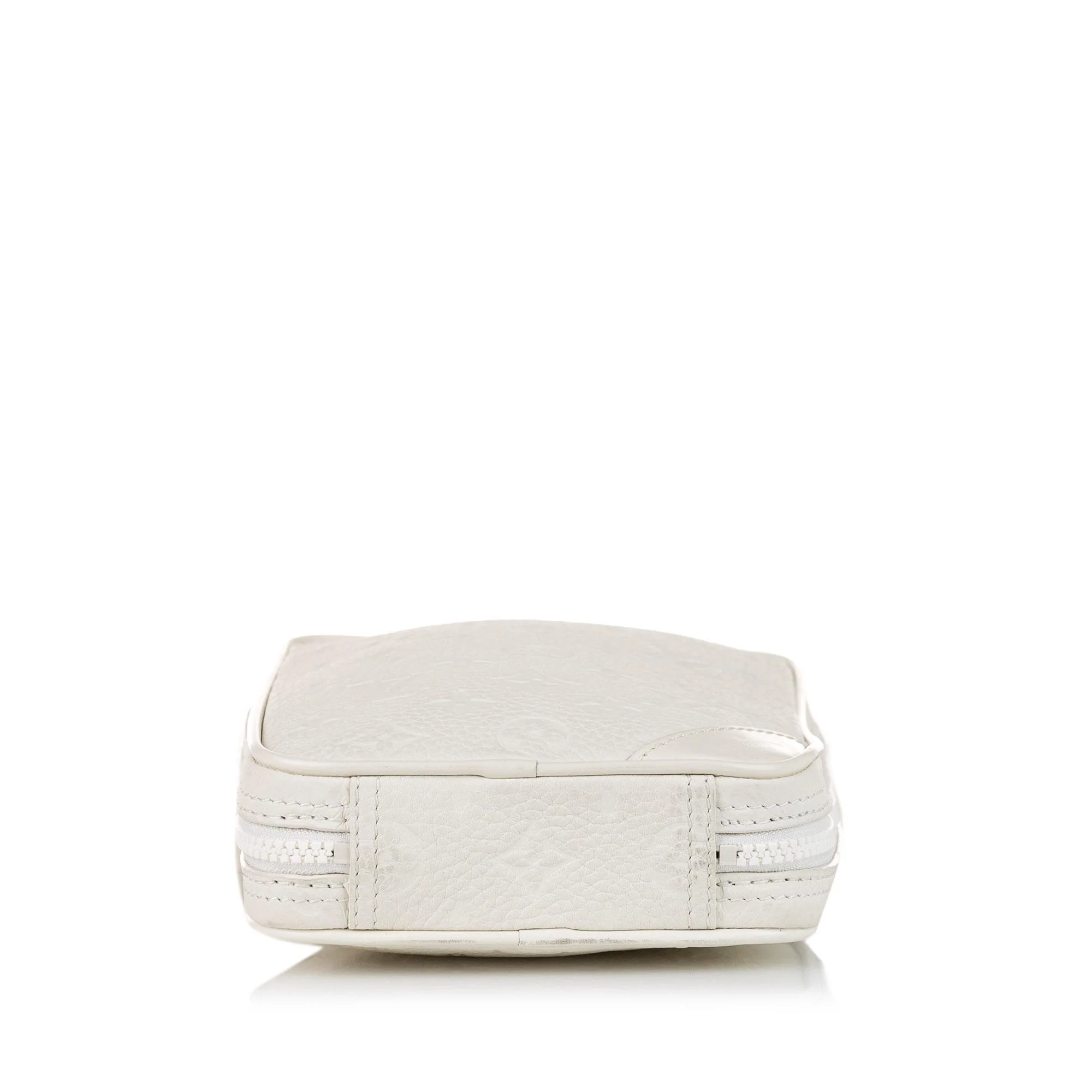 Louis Vuitton Monogram Taurillon Utility Side - Image 4